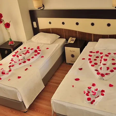 La Vita's Hotel